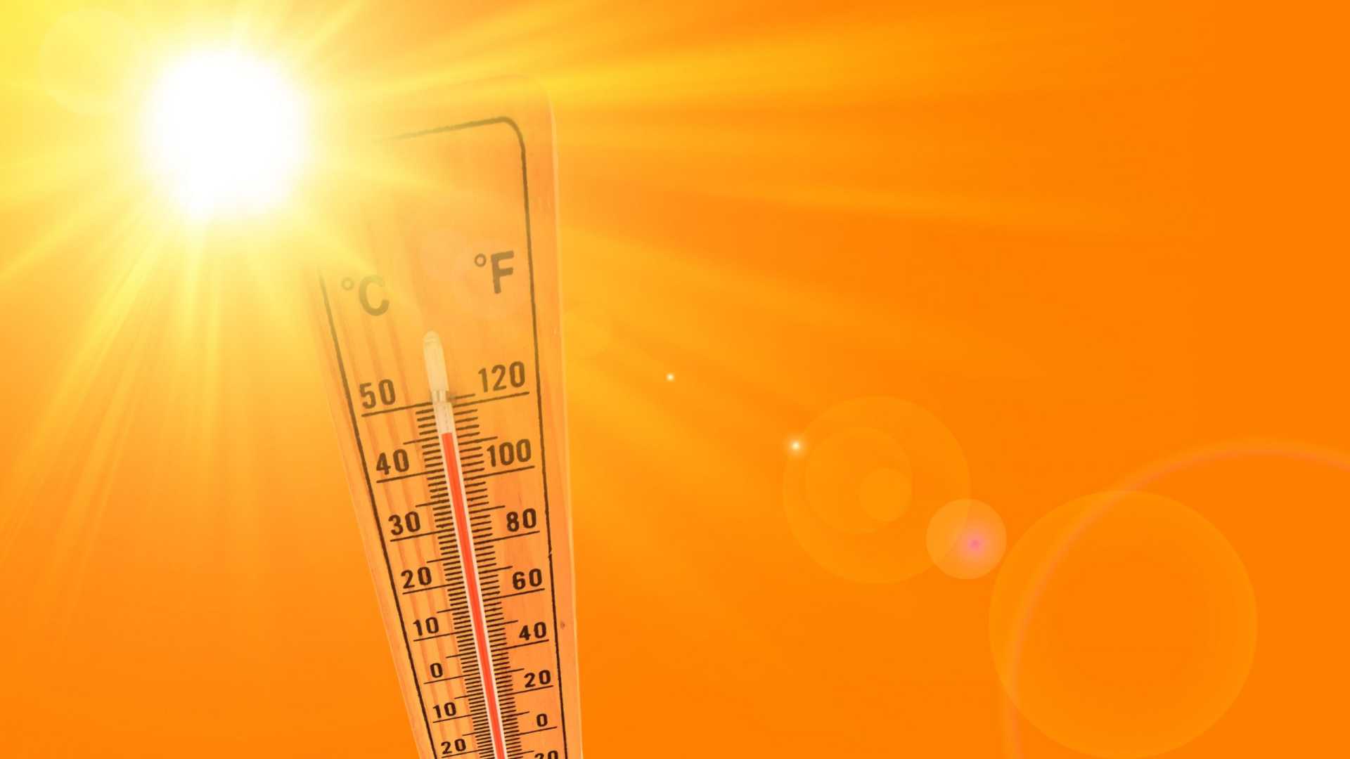 Caldo record, il Canada sfiora i 50 gradi e gli incendi divorano interi paesi
