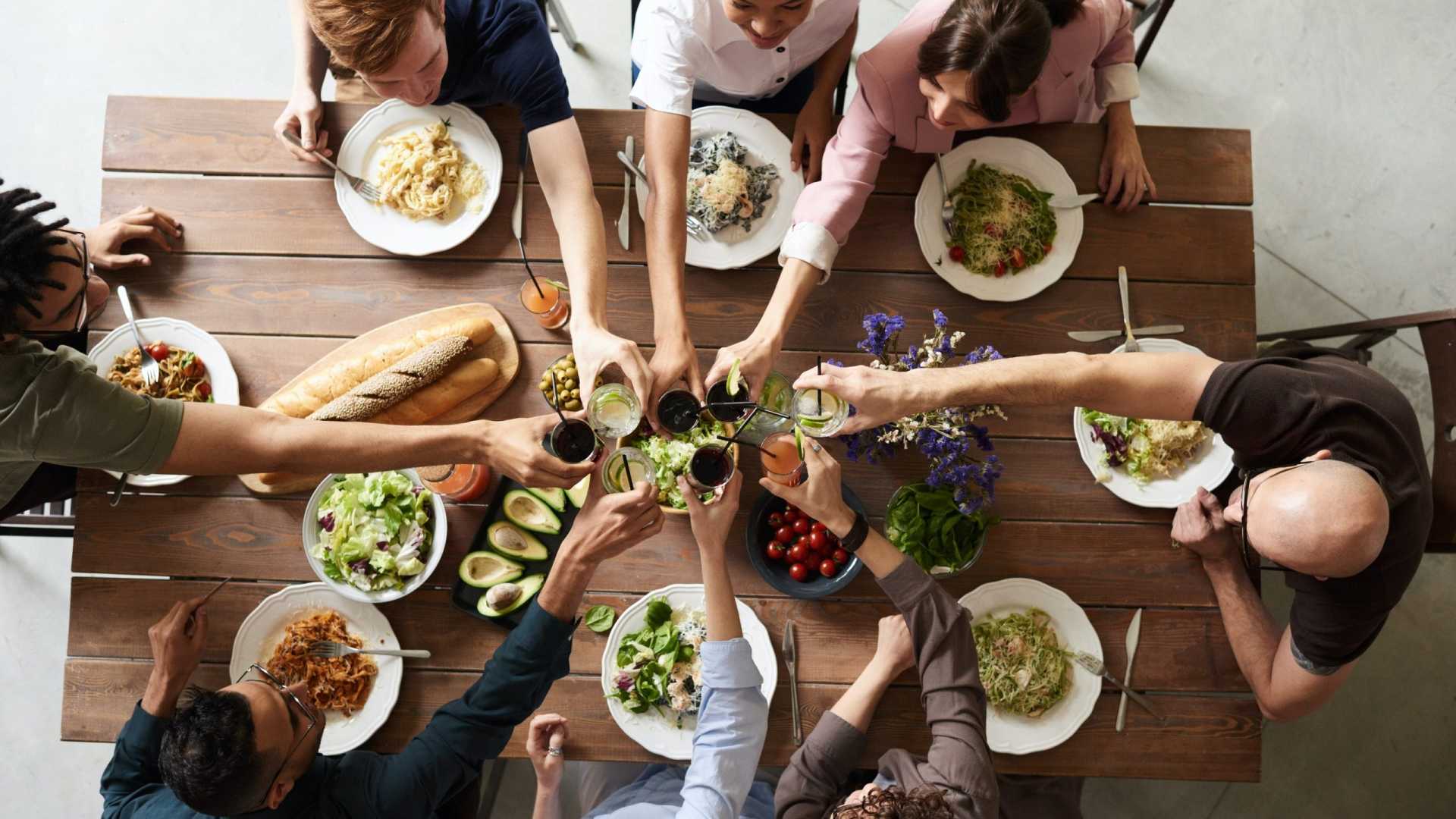 Come cambia l'alimentazione degli italiani: cibo più sano, carrello più green