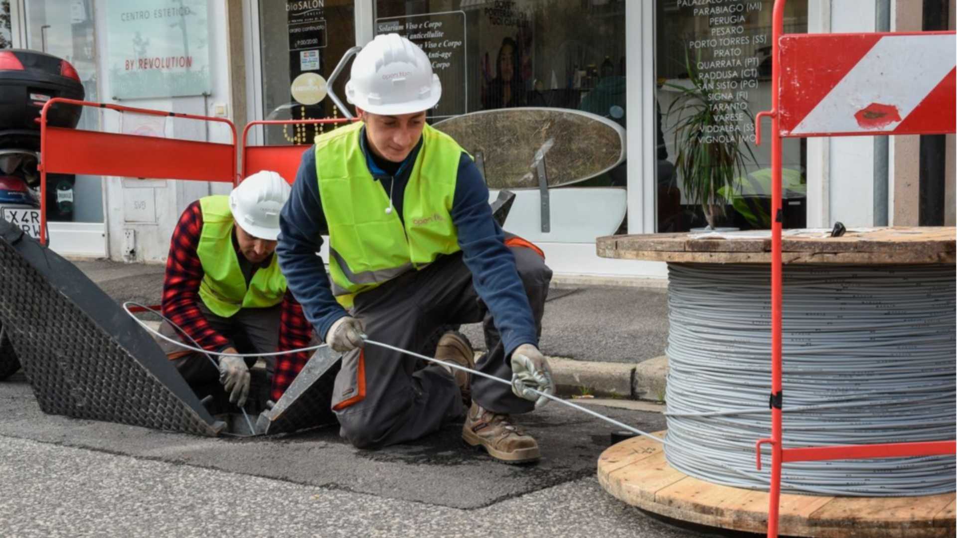 E-Distribuzione, in corso i lavori di potenziamento delle reti elettriche interrate