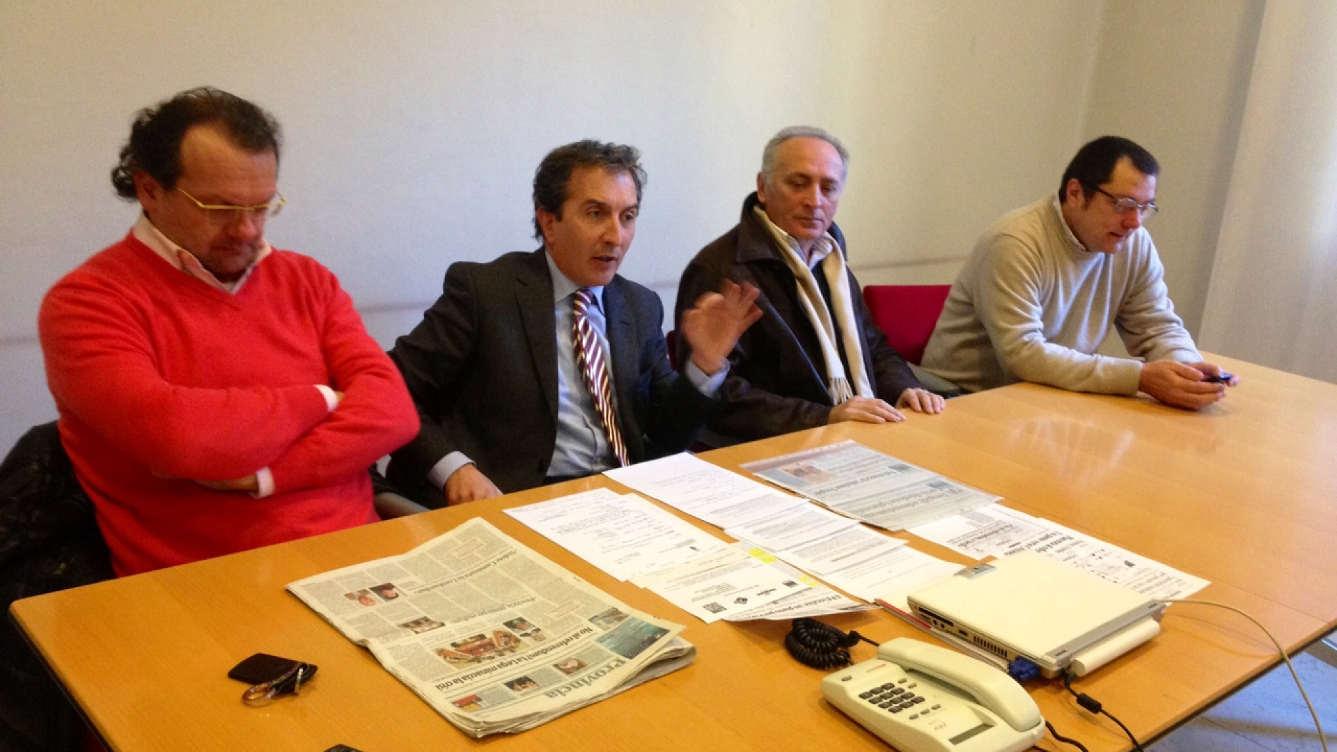 La Lega nord: "Fiducia a Trespidi". Ma il centrosinistra li attacca