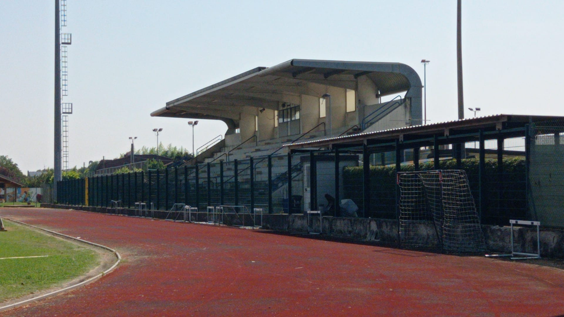 Castello, serve un restyling urgente dello stadio Soressi: lavori per 200mila euro