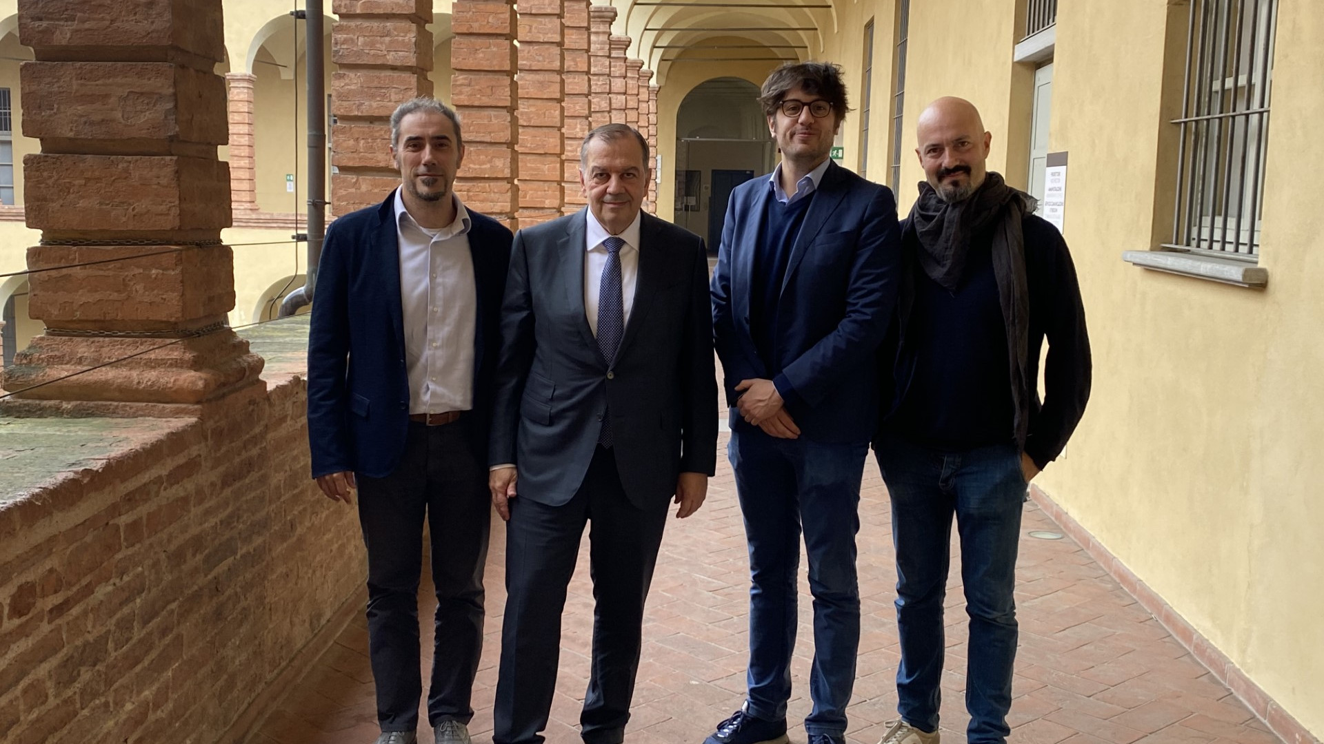 “Poliedrica”, incroci di suoni per comprendere la contemporaneità