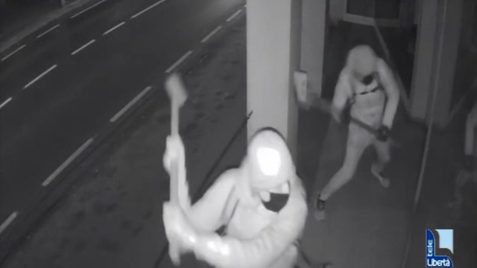 Svaligiati due negozi di bici a Castel San Giovanni, bottino da 35mila euro IL VIDEO
