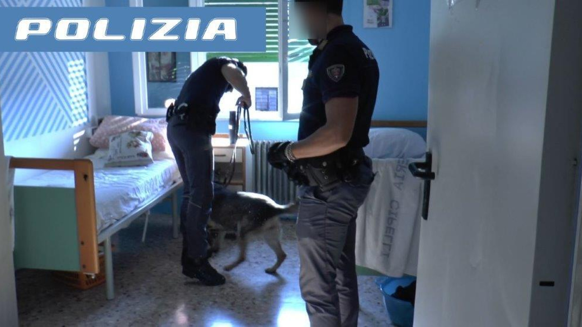 Controlli alle strutture per minori non accompagnati, trovati coltelli e hashish