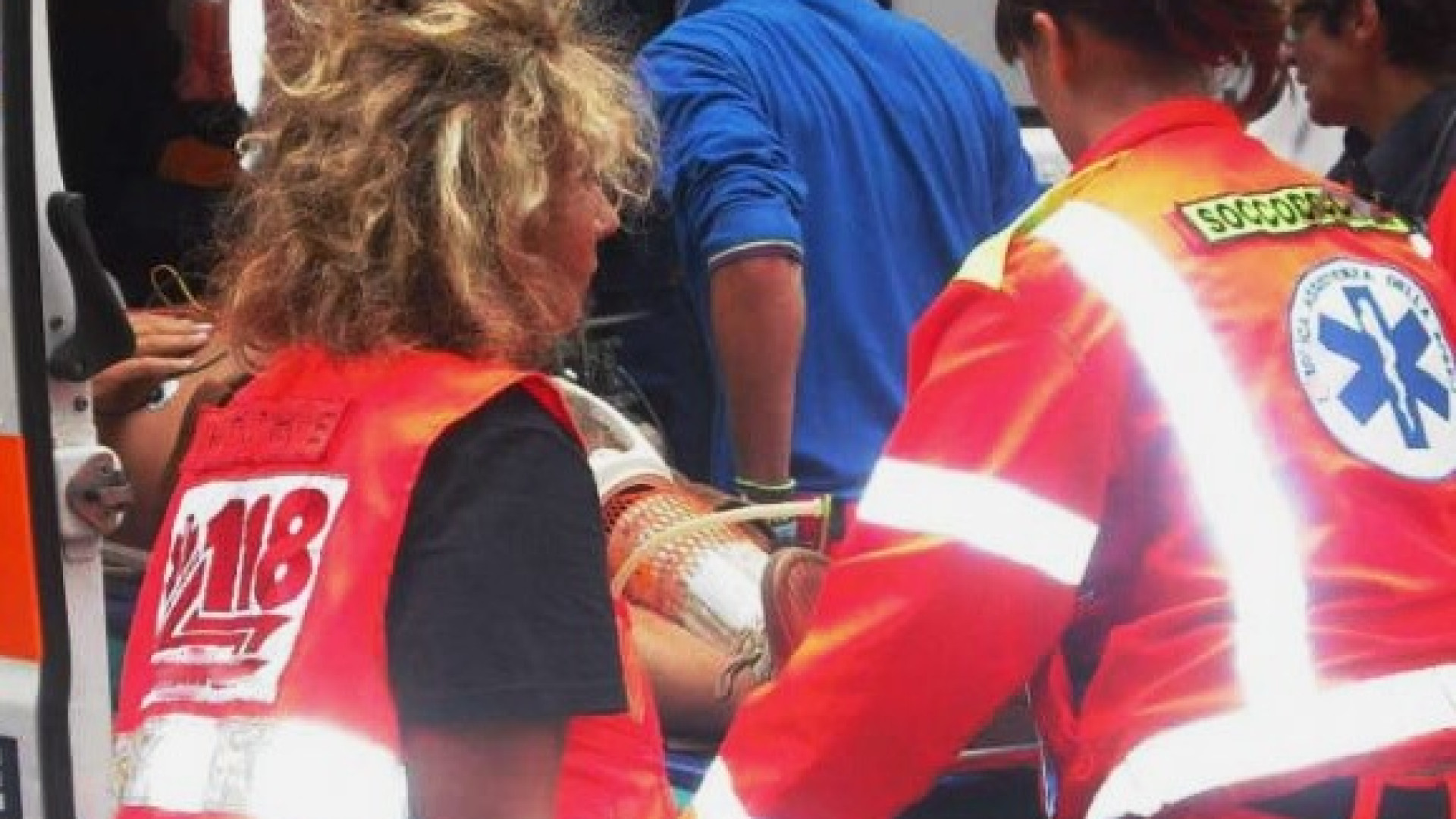 Cade in moto a Quadrelli di Travo: il 118 in soccorso di una ragazza