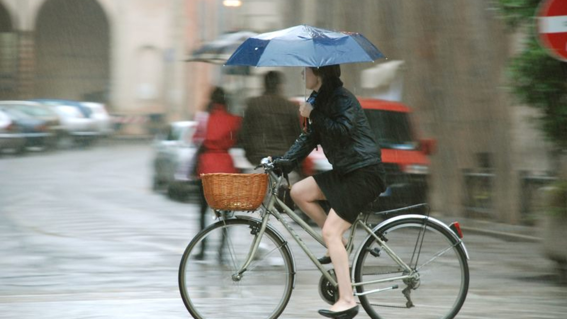 Gelo, neve e pioggia: settimana di Pasqua all'insegna del maltempo