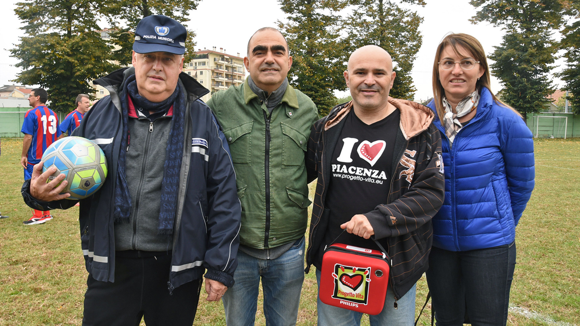 Anche Elio alla partita del cuore. Il ricavato in favore di Progetto Vita. FOTO