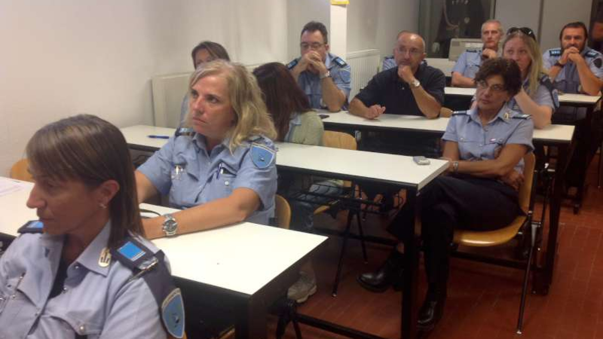 Vigili urbani, assemblea agitata: confronto con il Comune venerdì