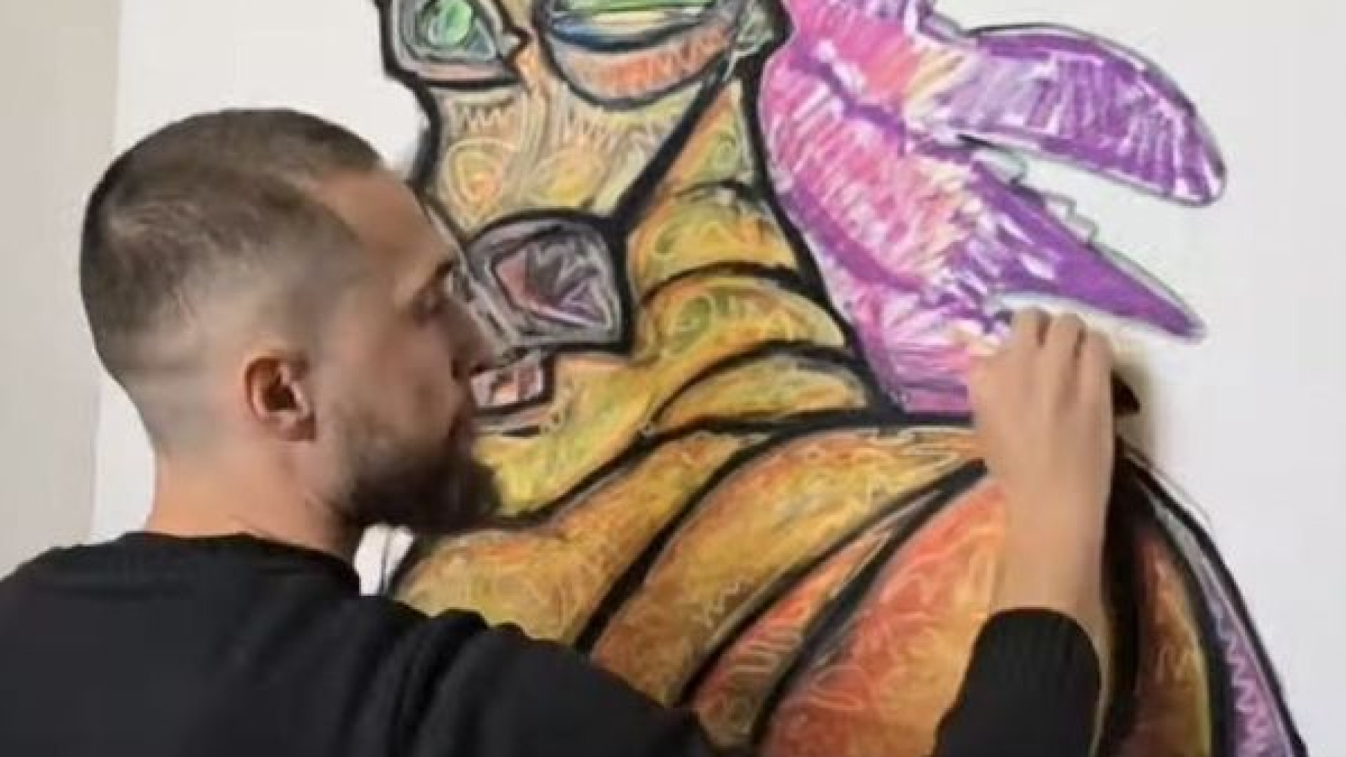 Il calciatore-artista Gonzi e la sfida da ex al Piace: “Il mio Tau? Vuole la C”