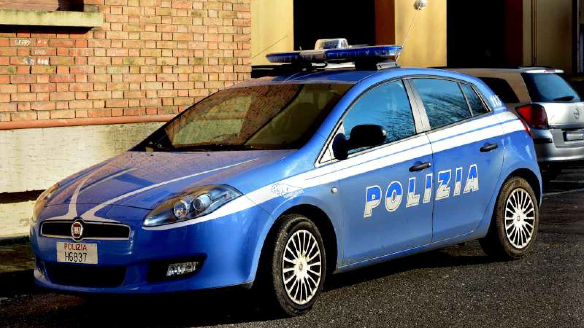 Poliziotti pagarono la spesa a un taccheggiatore. La vicenda su Rai 1