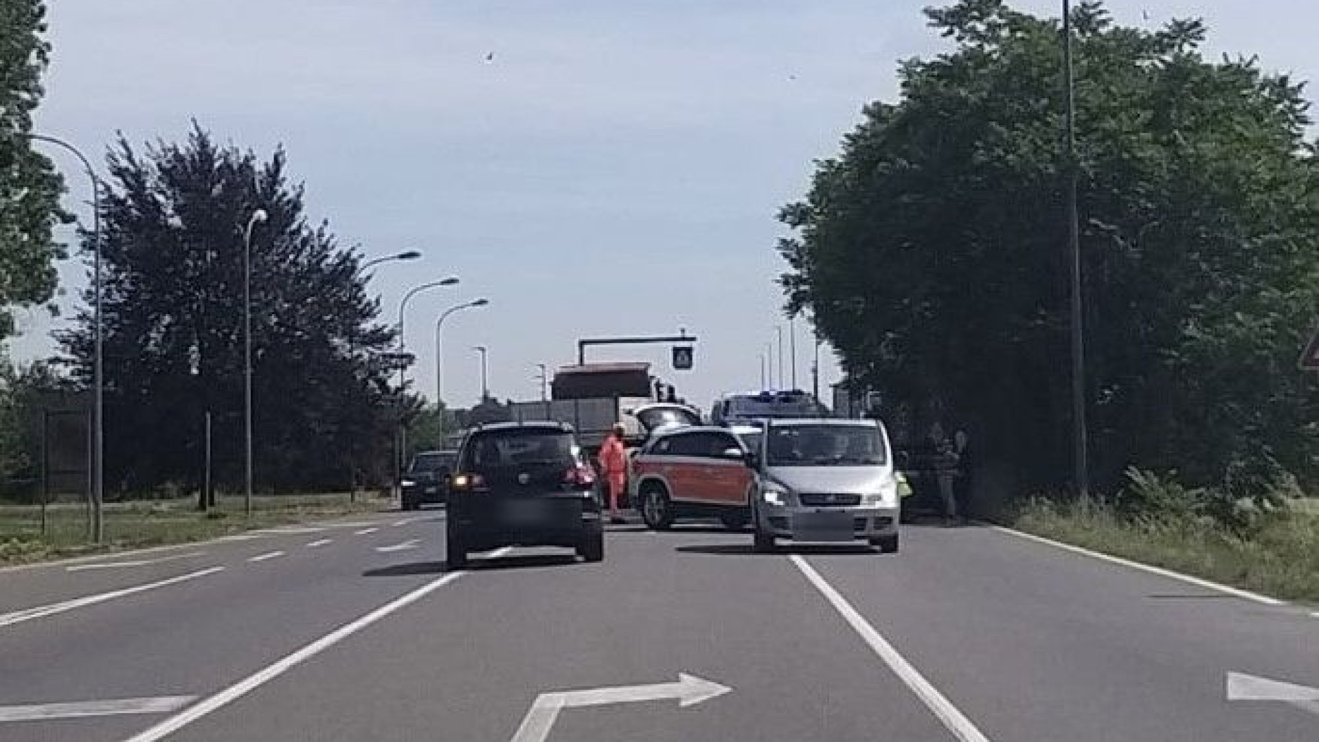 Ciclista investito sulla strada Agazzana: portato in ospedale, traffico rallentato