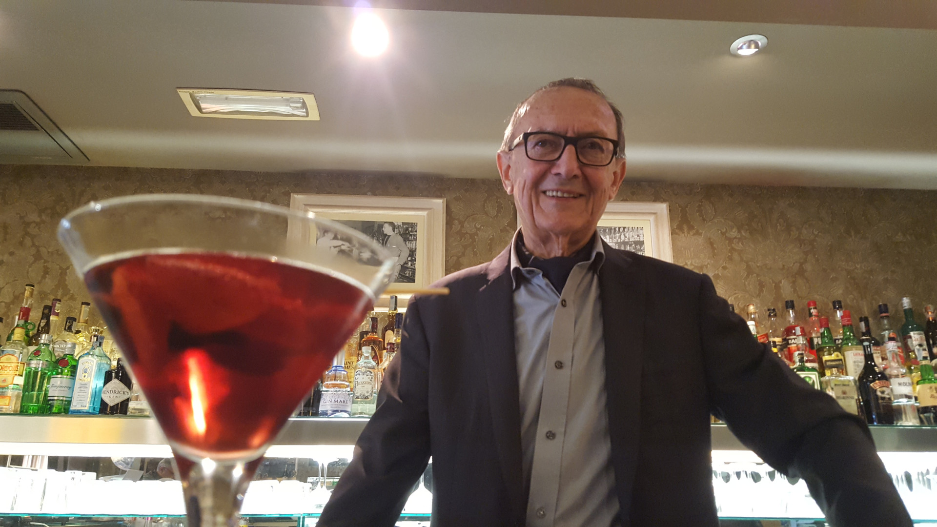 Medardo: "I miei primi 80 anni". Storia di un barman che non passa mai di moda