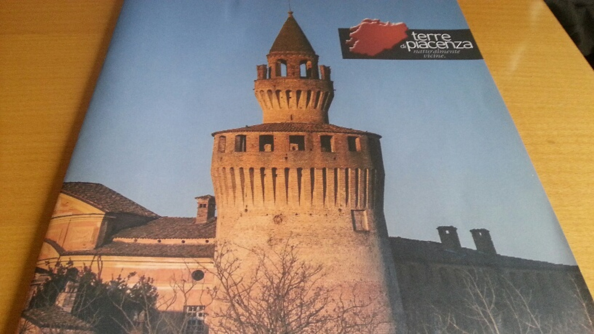 Sfogliando la Valtidone e la Valluretta. La pubblicazione a Expo 2015