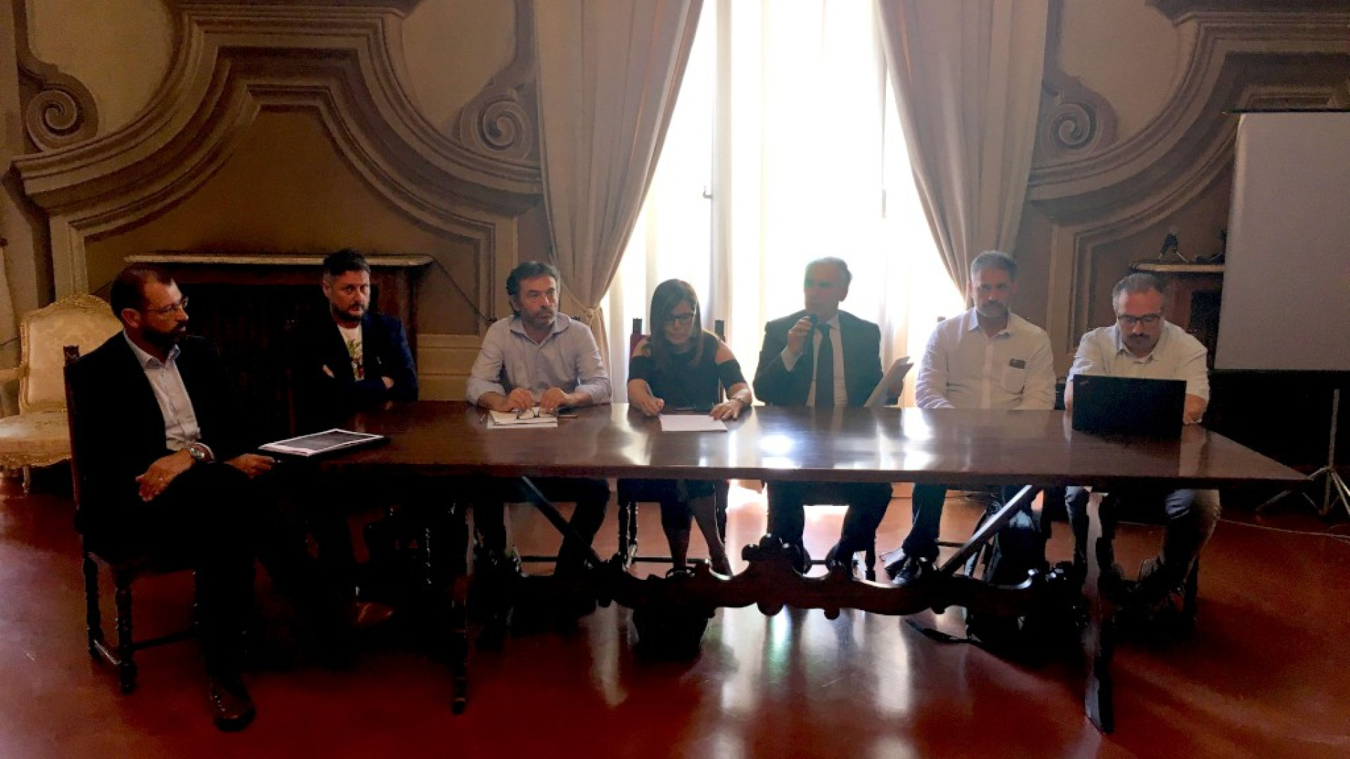 Telefonia carente in montagna, incontro in Prefettura con gli operatori