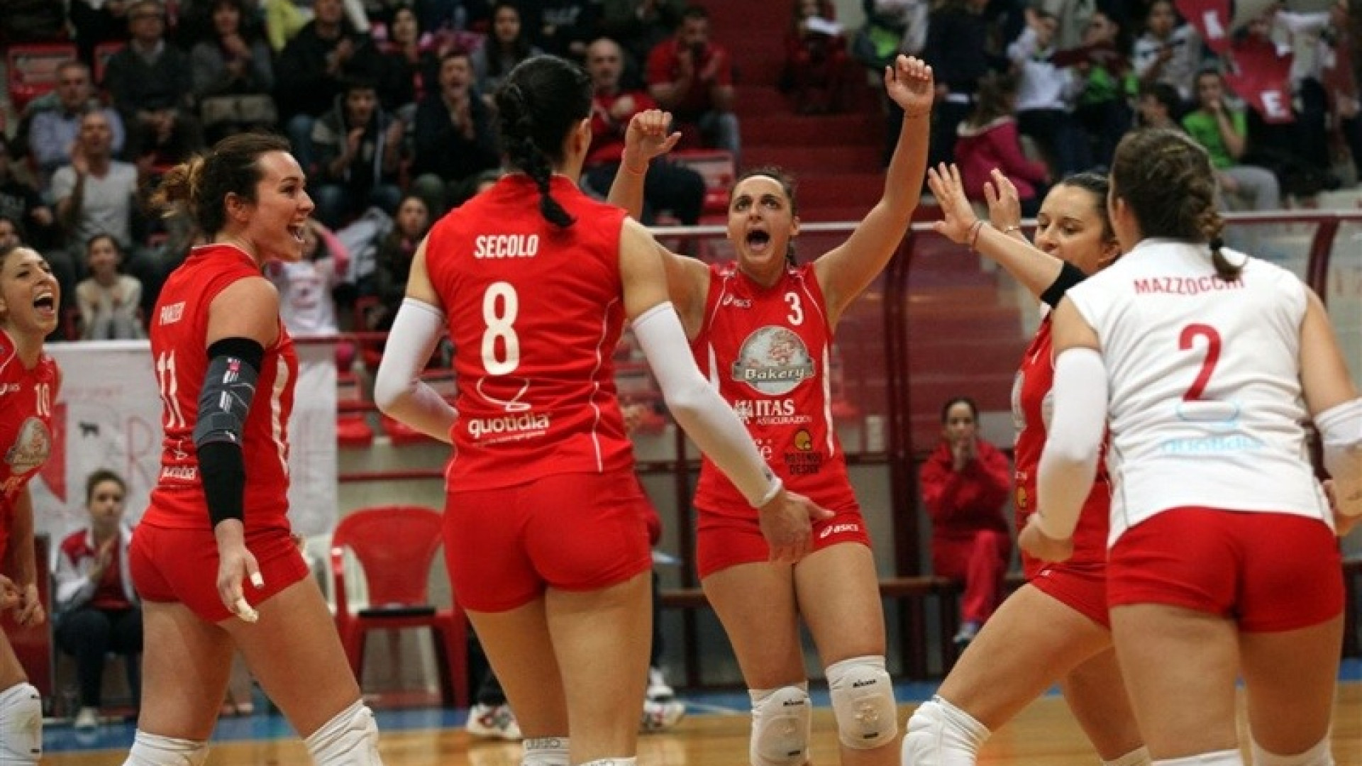 Volley femminile: otto colpi di Pistola. Bakery annienta anche la capolista