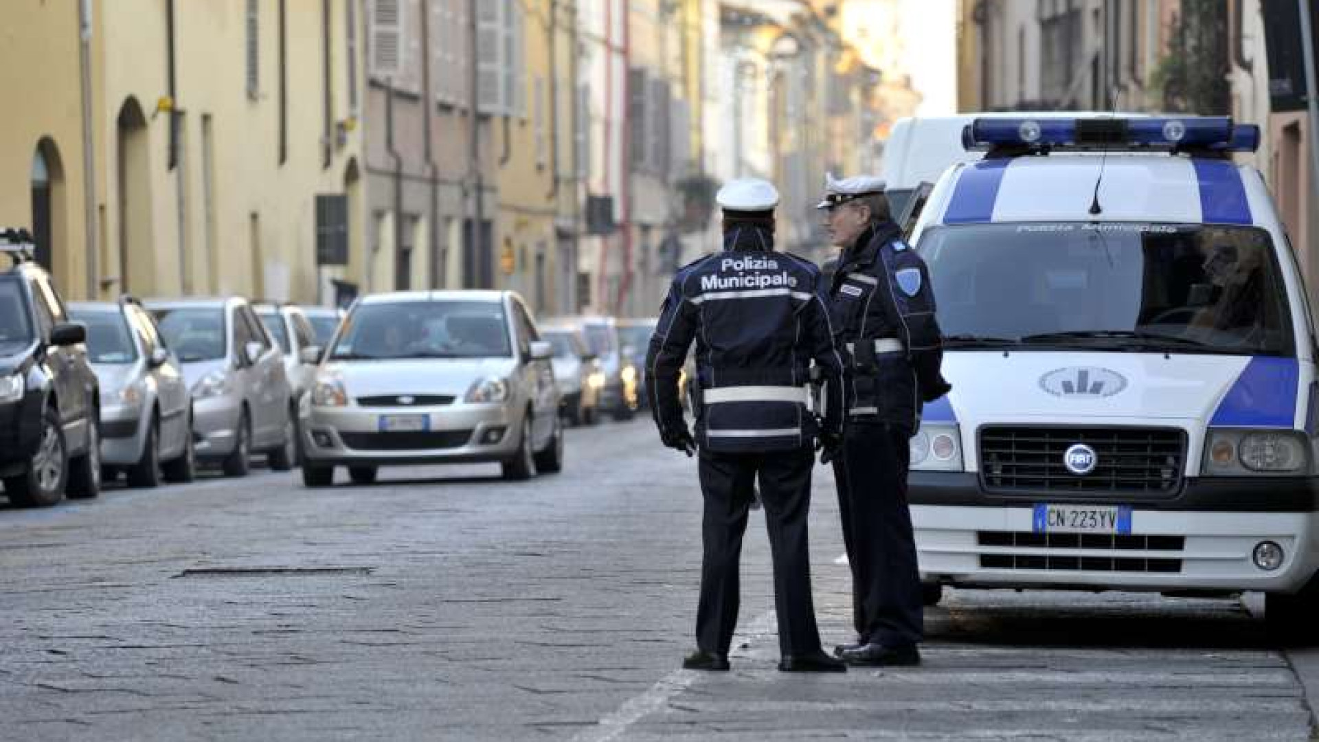 Vigili, boom di multe: servono 90mila euro in più per spedirle