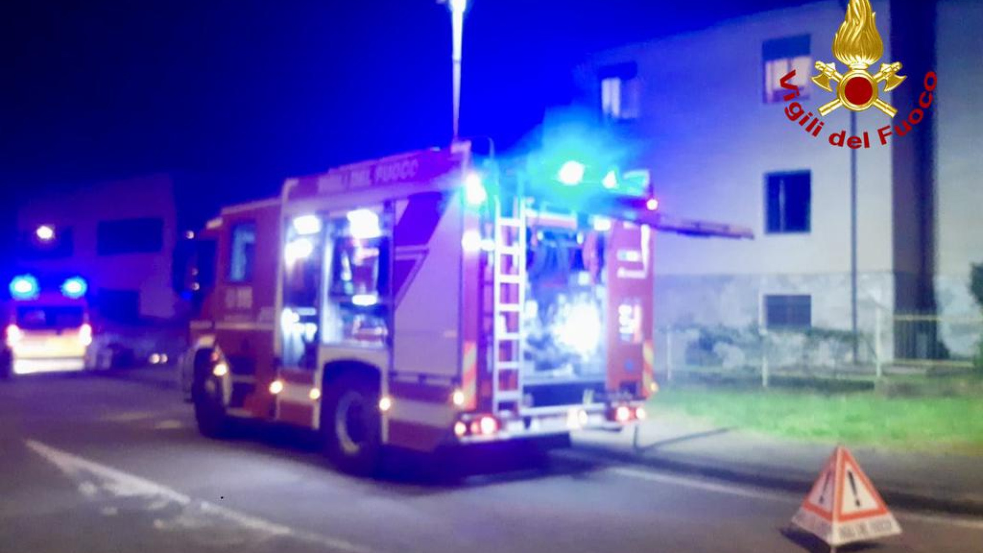 Materasso in fiamme in una abitazione di Alseno: rogo domato dai vigili del fuoco