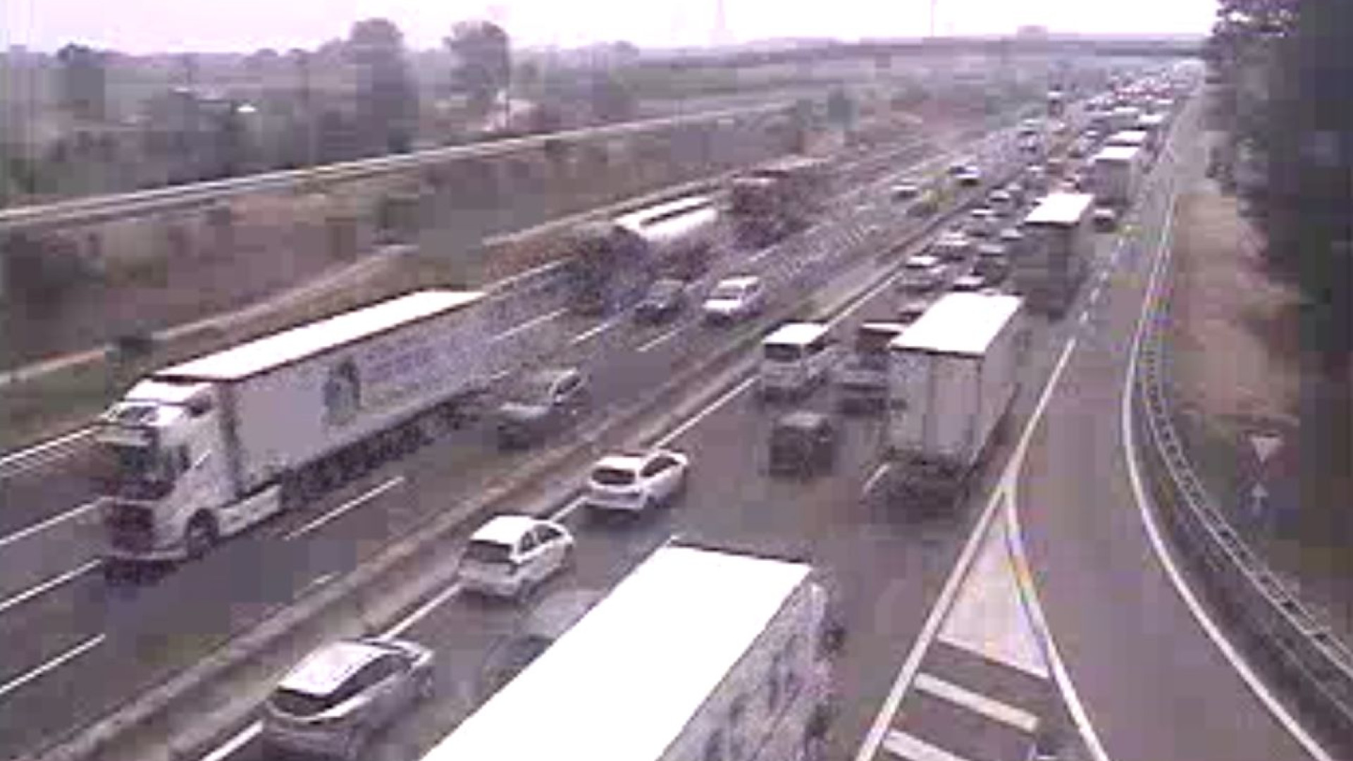 Incidente in A1, situazione risolta. Rallentamenti per traffico intenso