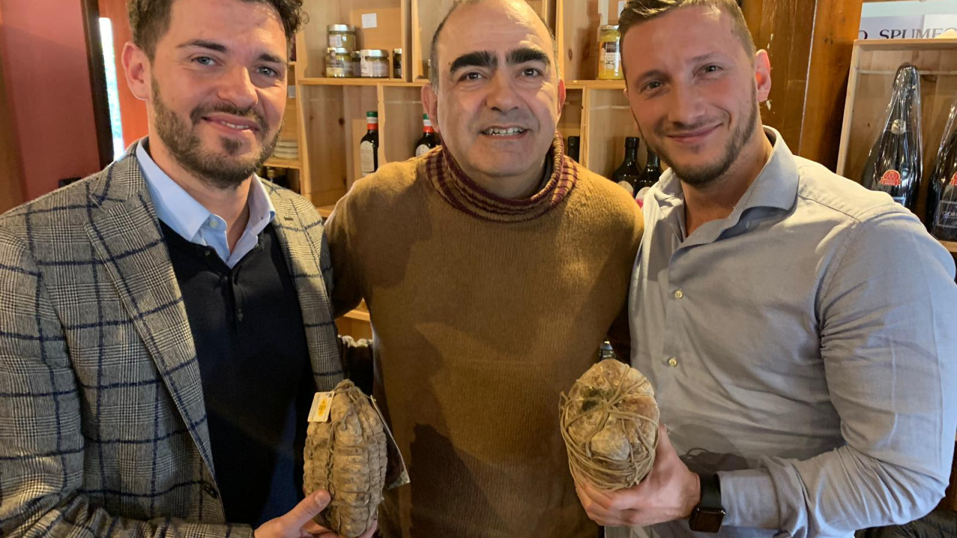 Anche il cantante Elio diventa "ambasciatore" dei salumi piacentini