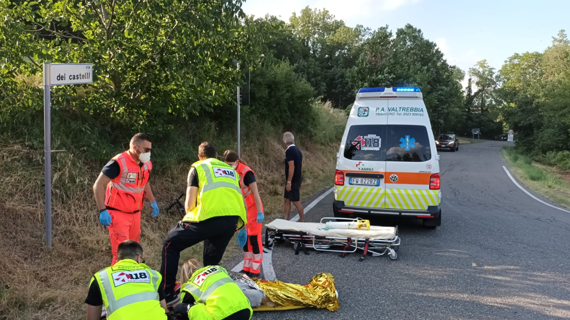 Travo: settantenne colpito da malore mentre era in bici, trasportato all'ospedale