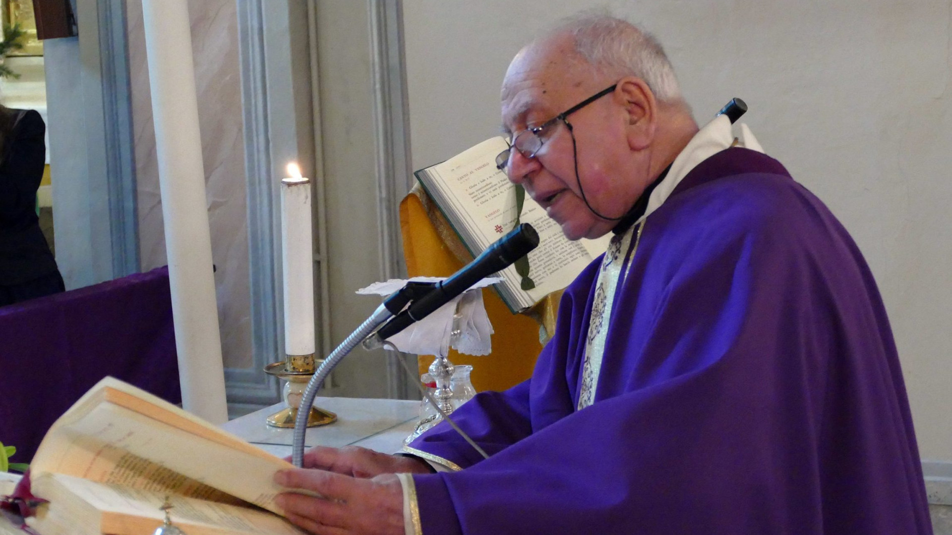 Addio a don Luigi Gaggero, "povero prete di campagna" che amava la Val Tidone