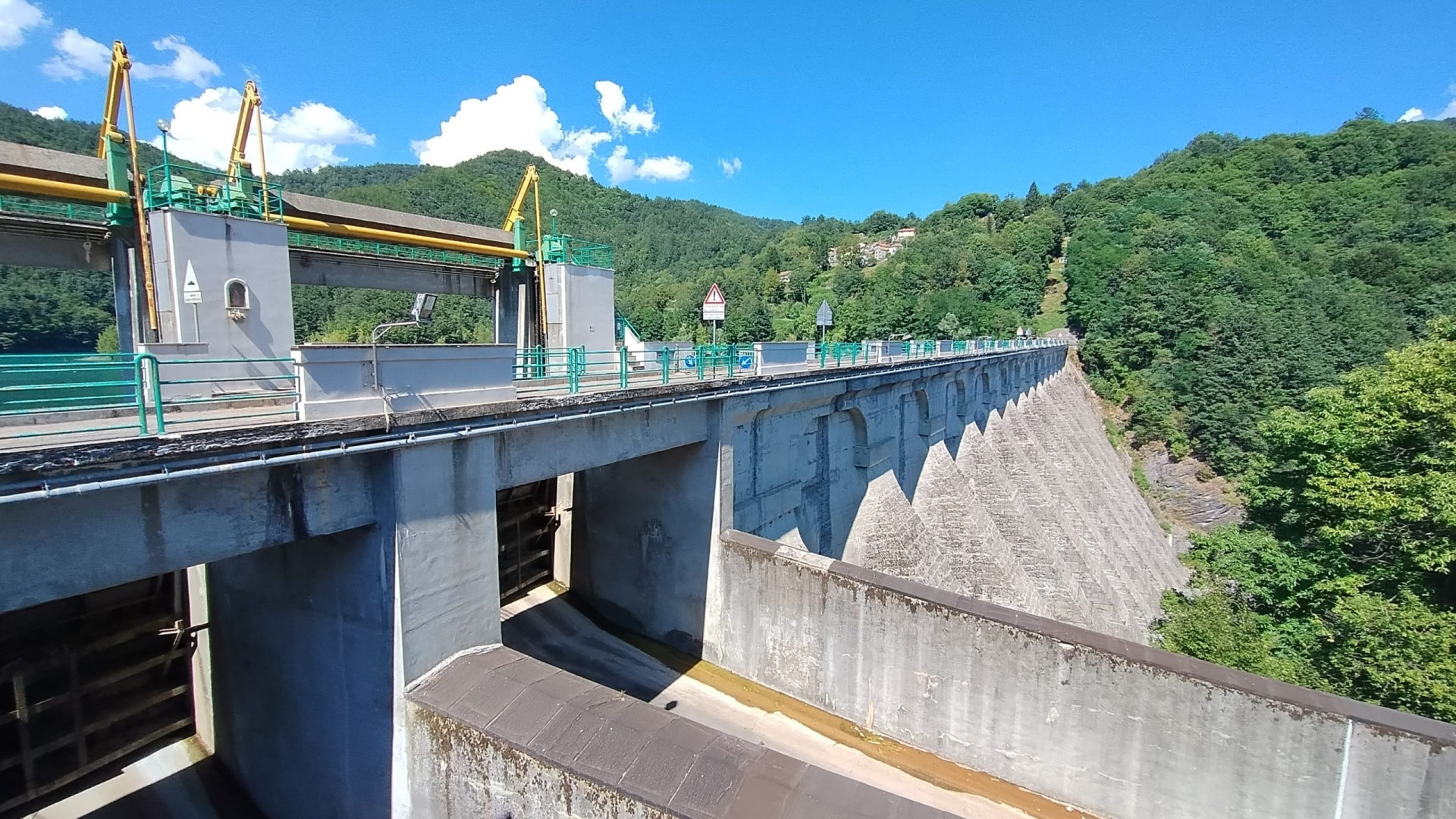 Diga del Brugneto, via al rilascio di acqua verso la Val Trebbia fino al 10 settembre