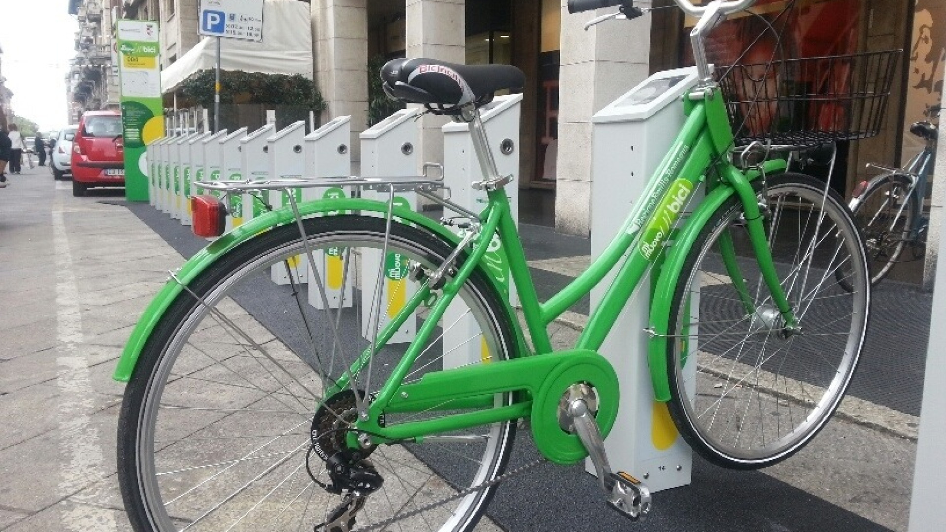Biciclette pubbliche, un flop da 210mila euro per "Mi muovo" e "C'entro in bici"
