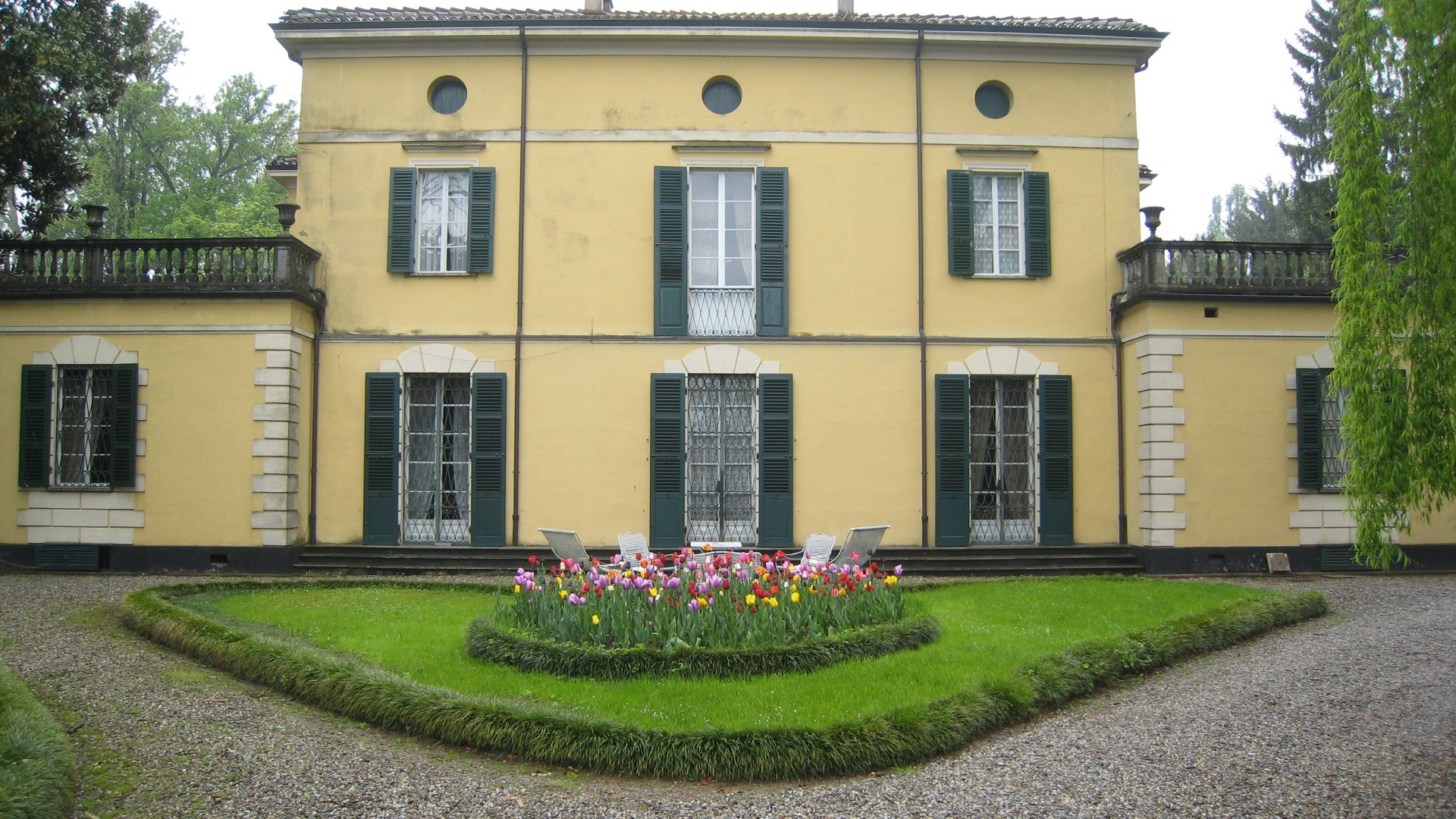 “Le stanze di Verdi”: docufilm di Leopardi con la regia di Avati, riprese a settembre