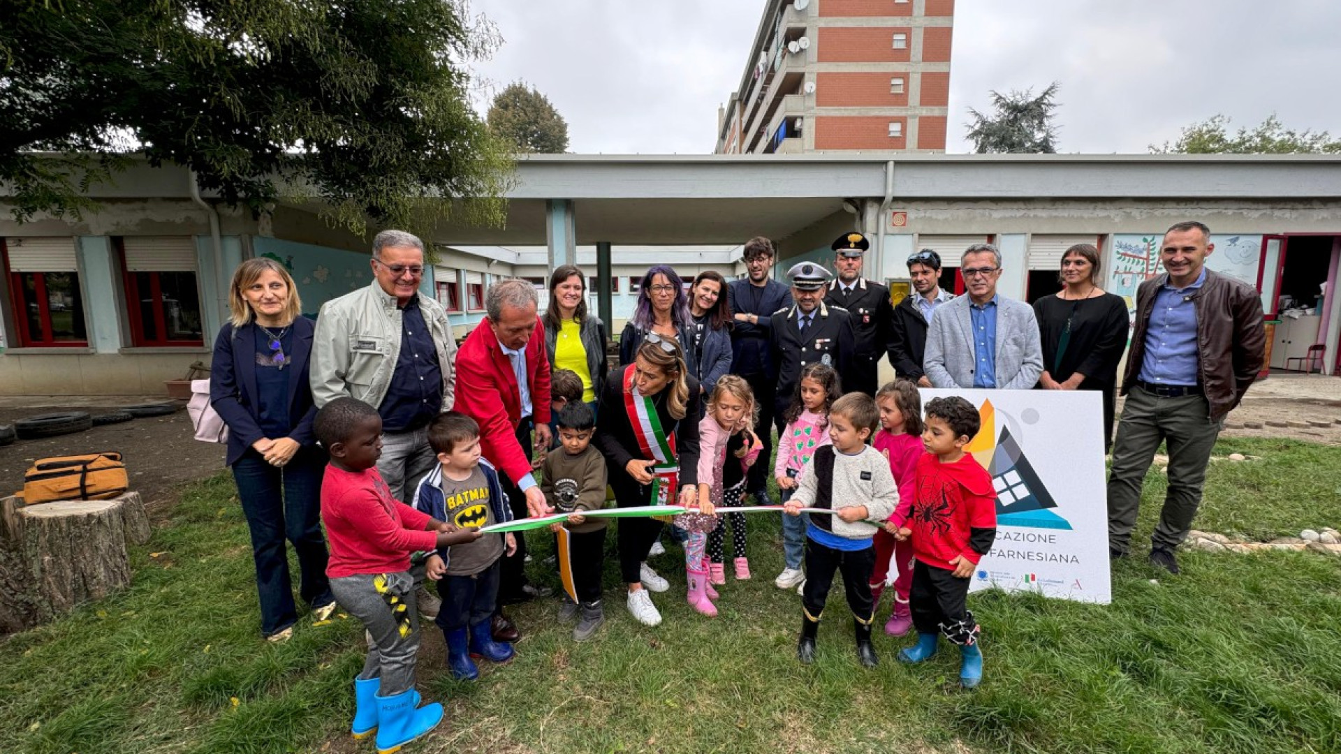 Farnesiana, inaugurati scuola per l'infanzia Gianni Rodari e area sgambamento cani