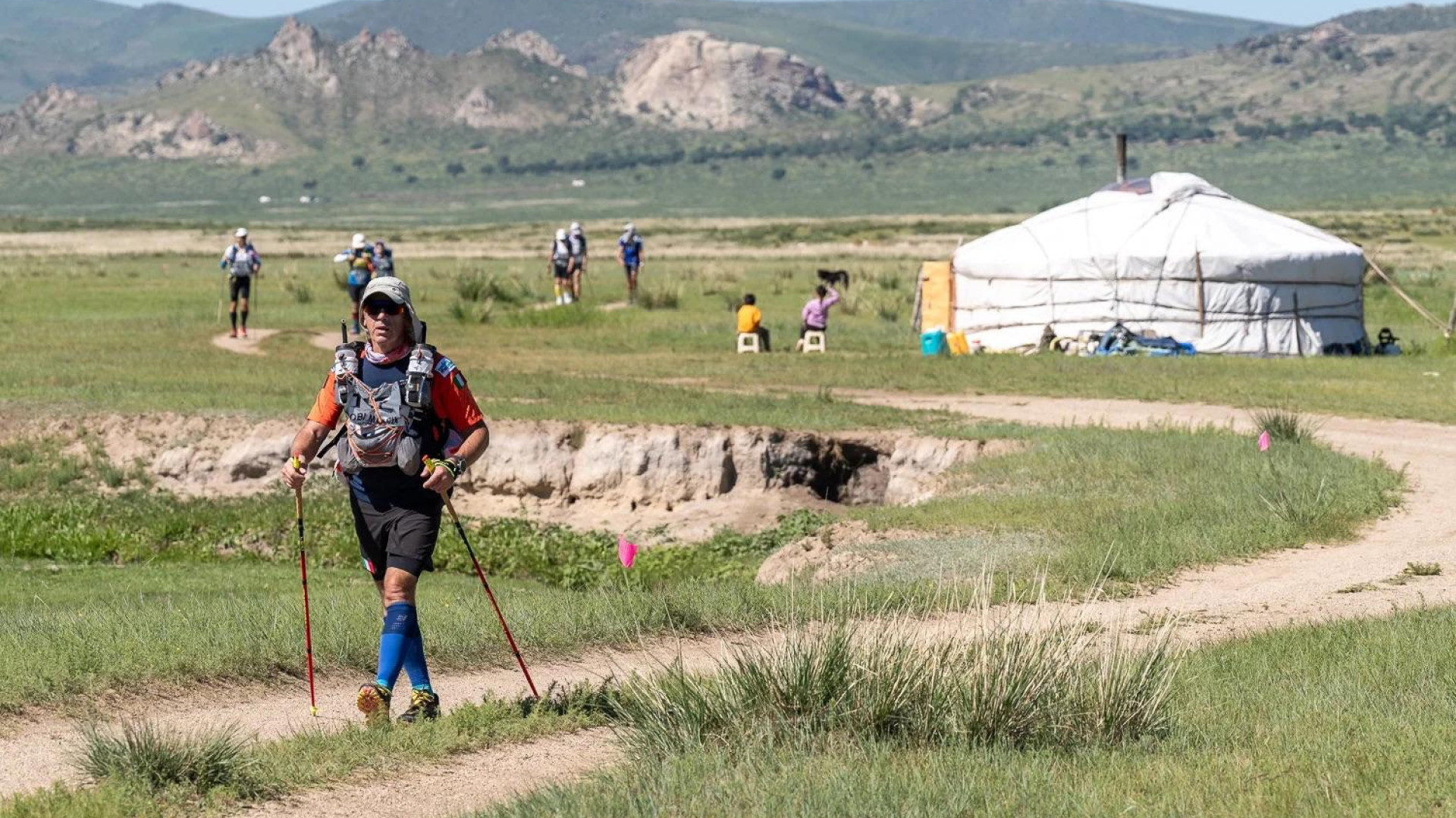Tra la steppa e il deserto del Gobi: Zahami è tornato dalla maratona in Mongolia