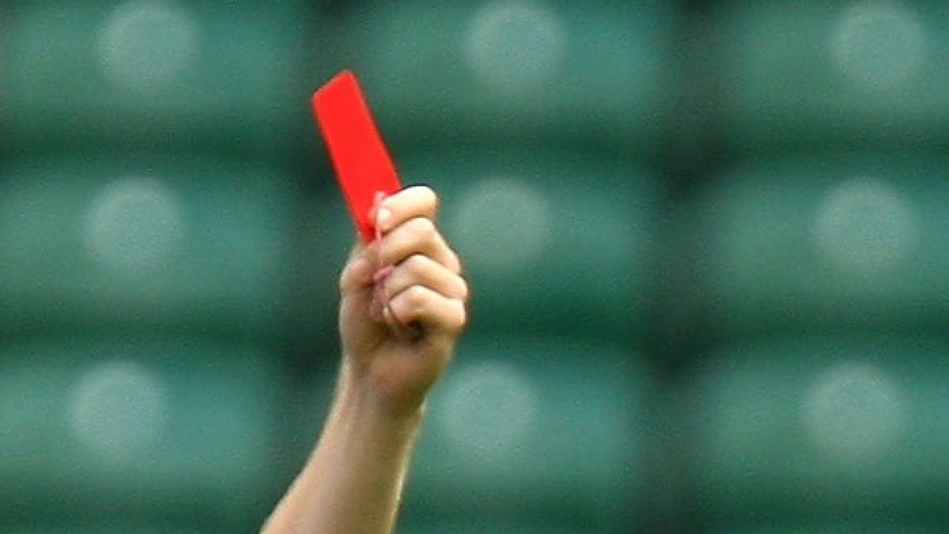 Calcio dilettanti: la Pontolliese ricorre, il giudice sportivo triplica la squalifica
