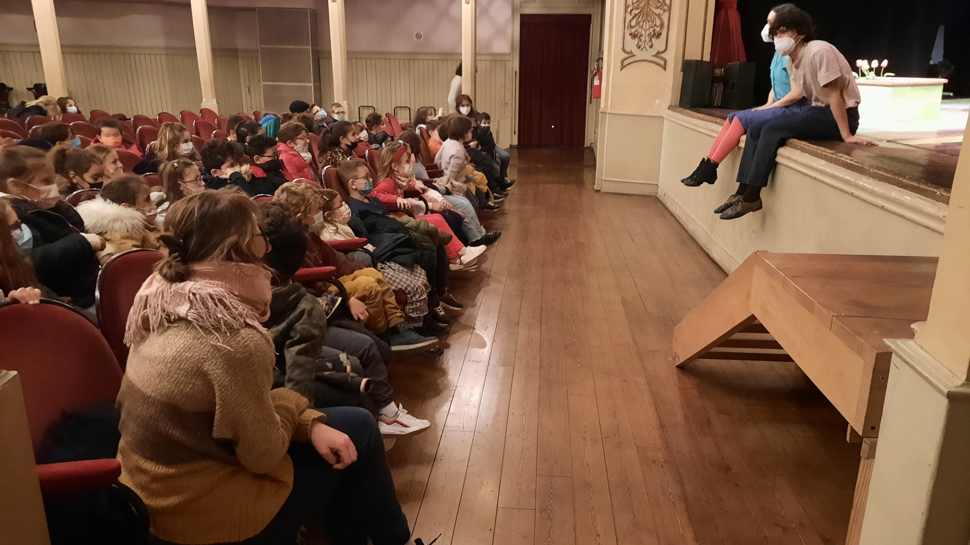 Bimbi e famiglie tornano ad affollare il “Filo” con le rassegne di Teatro Gioco Vita