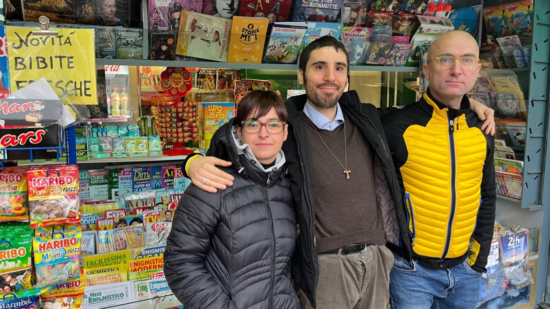 Edicola degli abbracci: dove la felicità fa rima con inclusione lavorativa