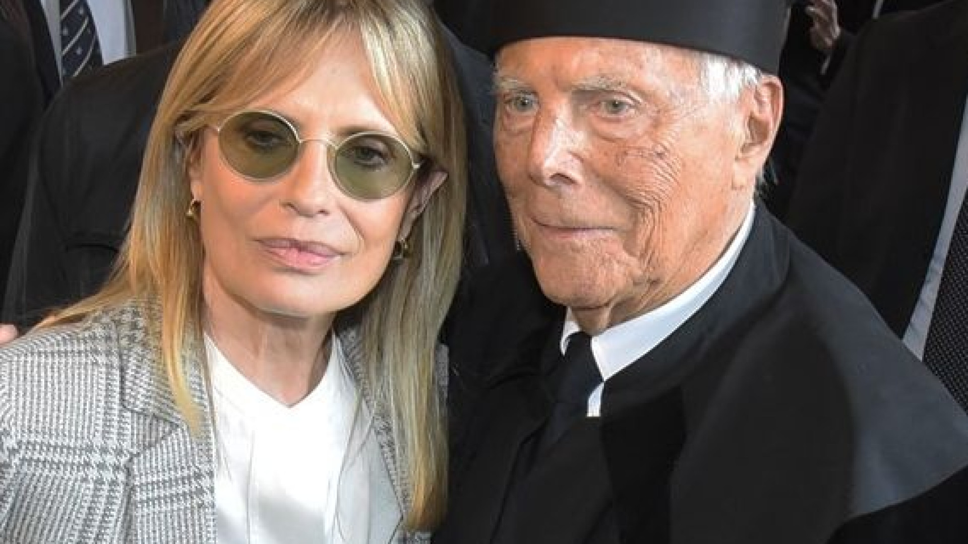 Isabella Ferrari a Piacenza: "Armani ha conservato umanità e sensibilità"