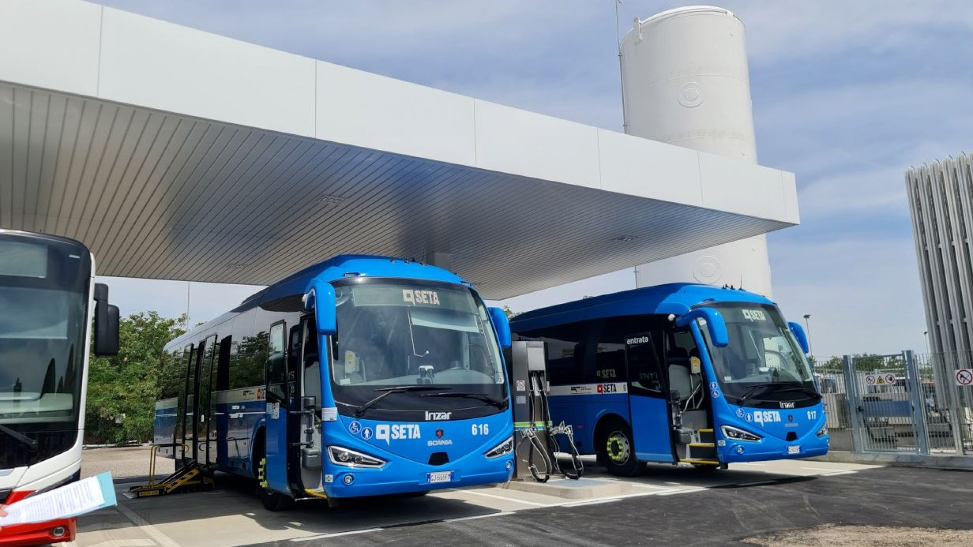 Seta, aumentano i passeggeri: in un anno oltre 16 milioni, obiettivo rinnovare la flotta