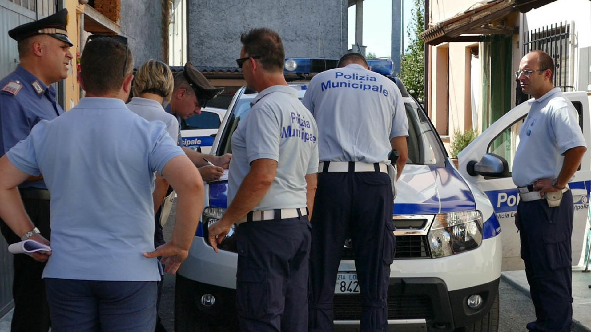 Blitz a Bosco Tosca: scoperte famiglie di abusivi romeni