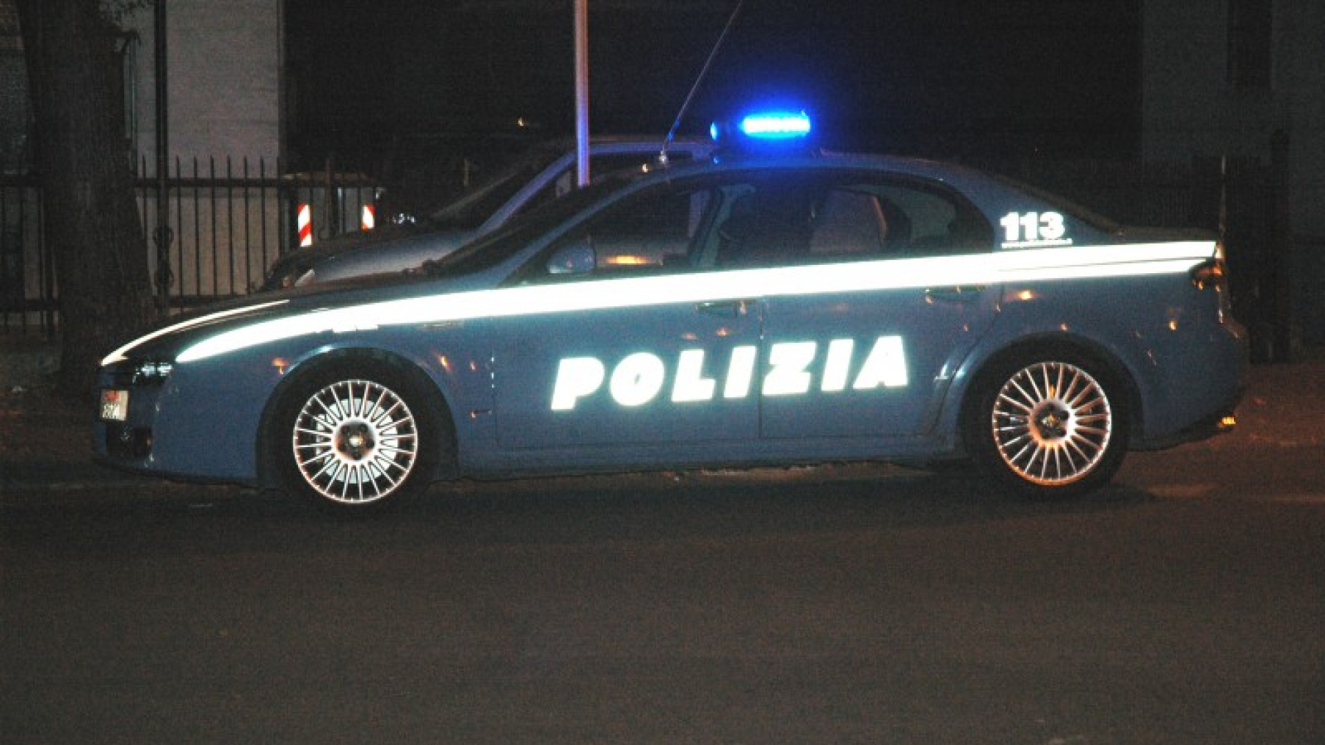 Non vogliono pagare il conto e sfasciano il locale, arrestati