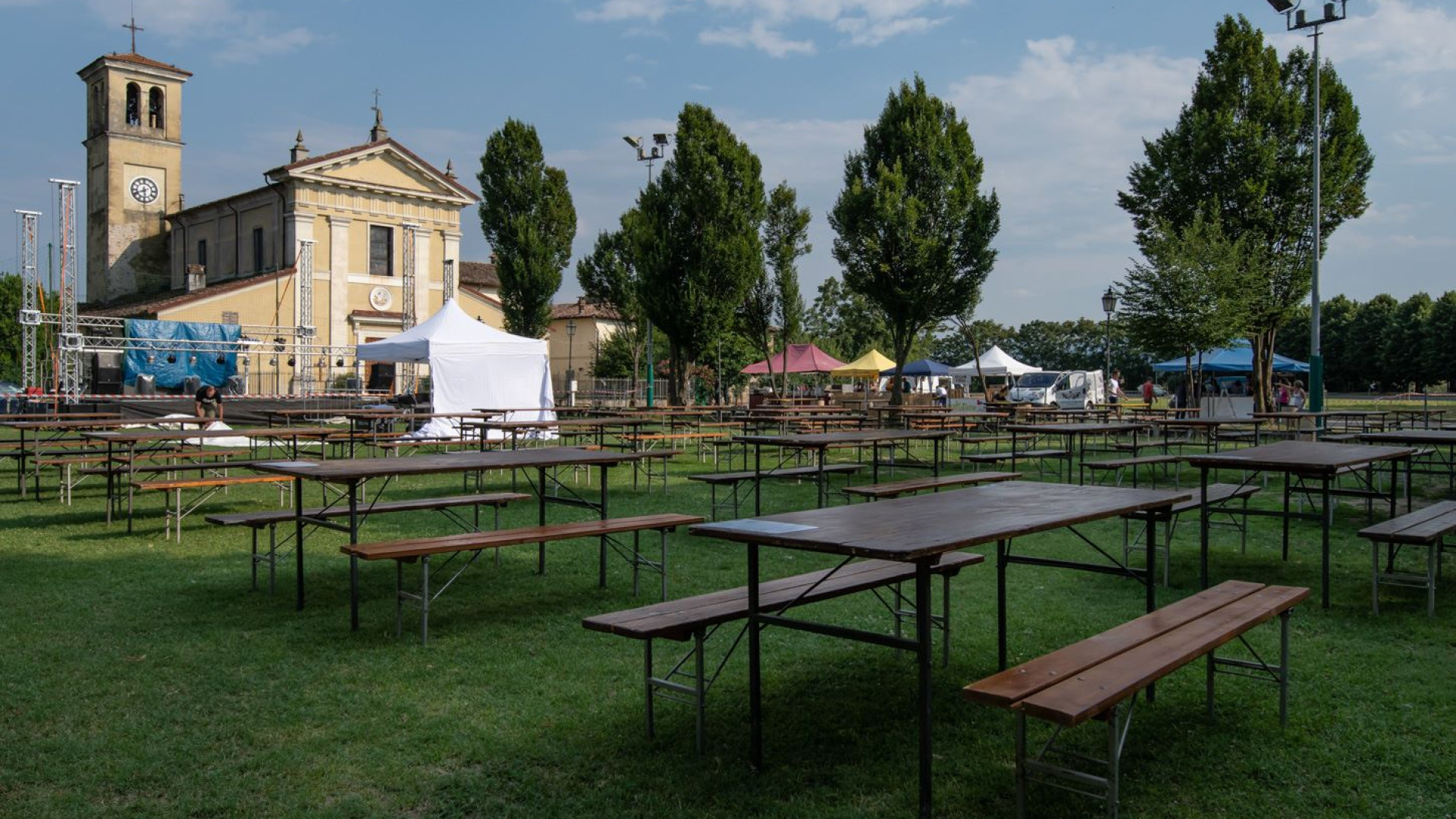 Centovera, nel paese senza bar una festa per creare occasioni d'incontro