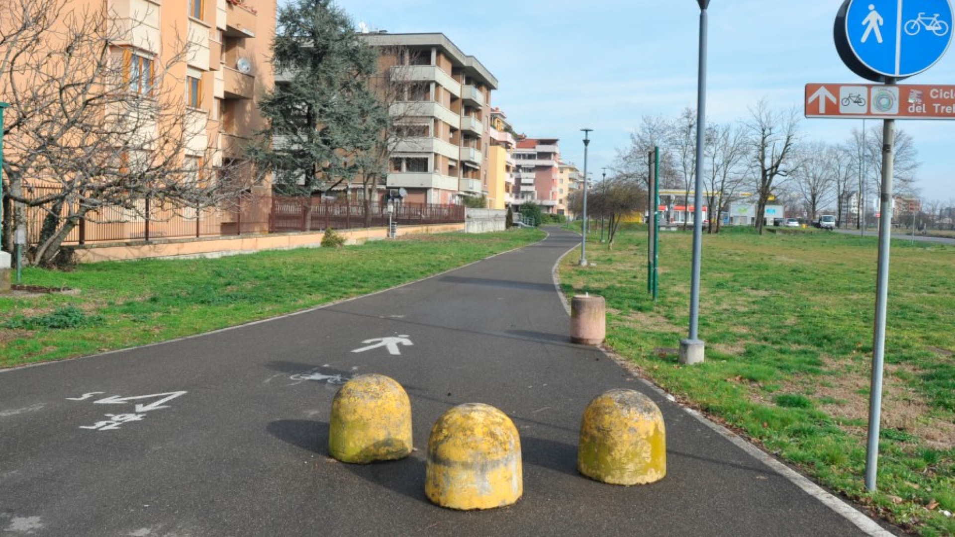 Va a correre sulla ciclabile e viene colpito da un infarto, 65enne muore in ospedale