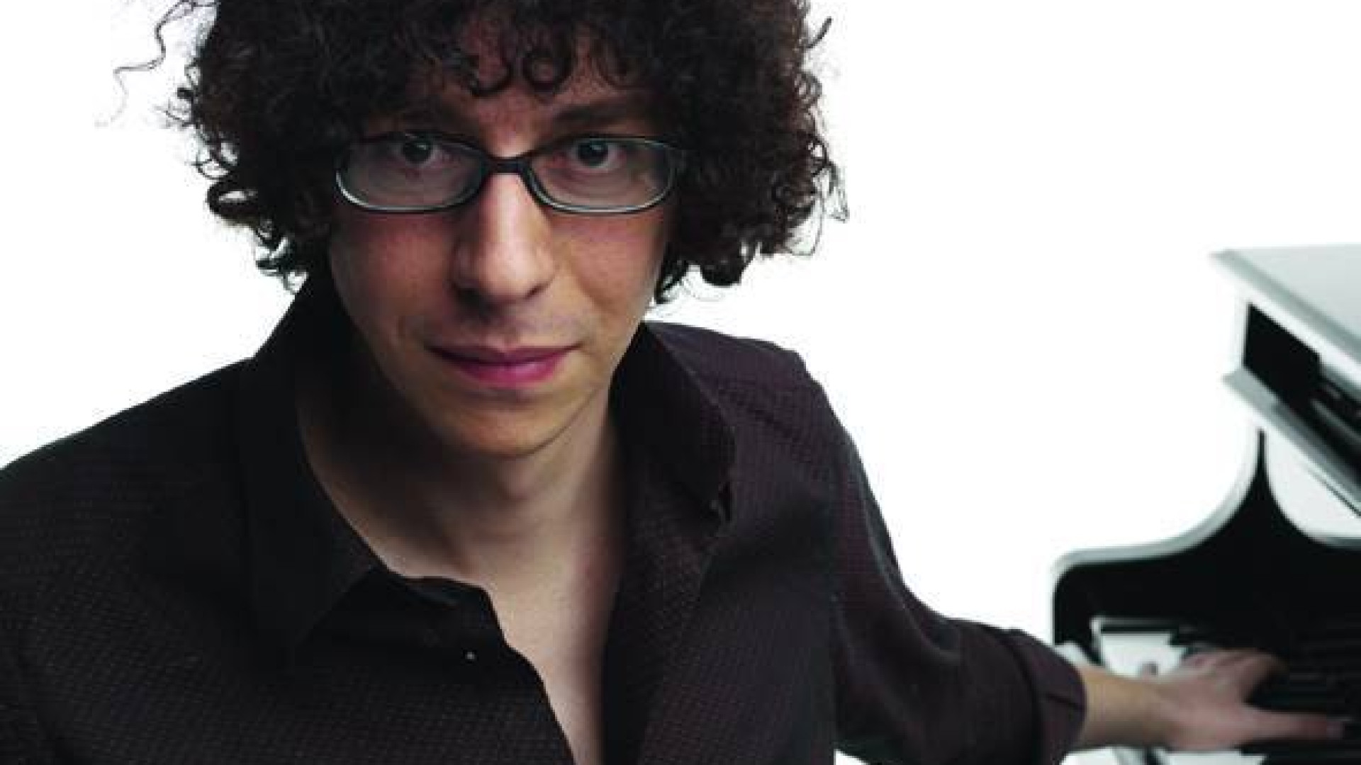 Giovanni Allevi e il suo "Piano SoloTour" in concerto al Municipale