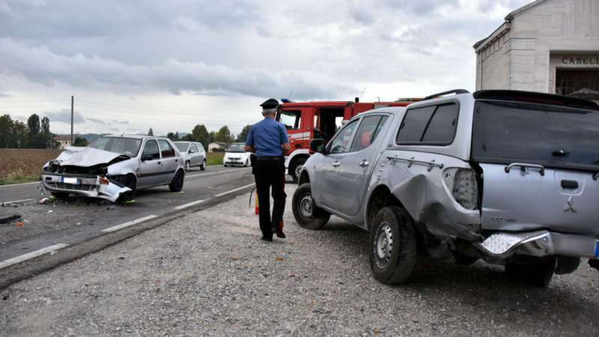 Ciriano: frontale tra due auto, ferito un 33enne. Interviene l'elisoccorso