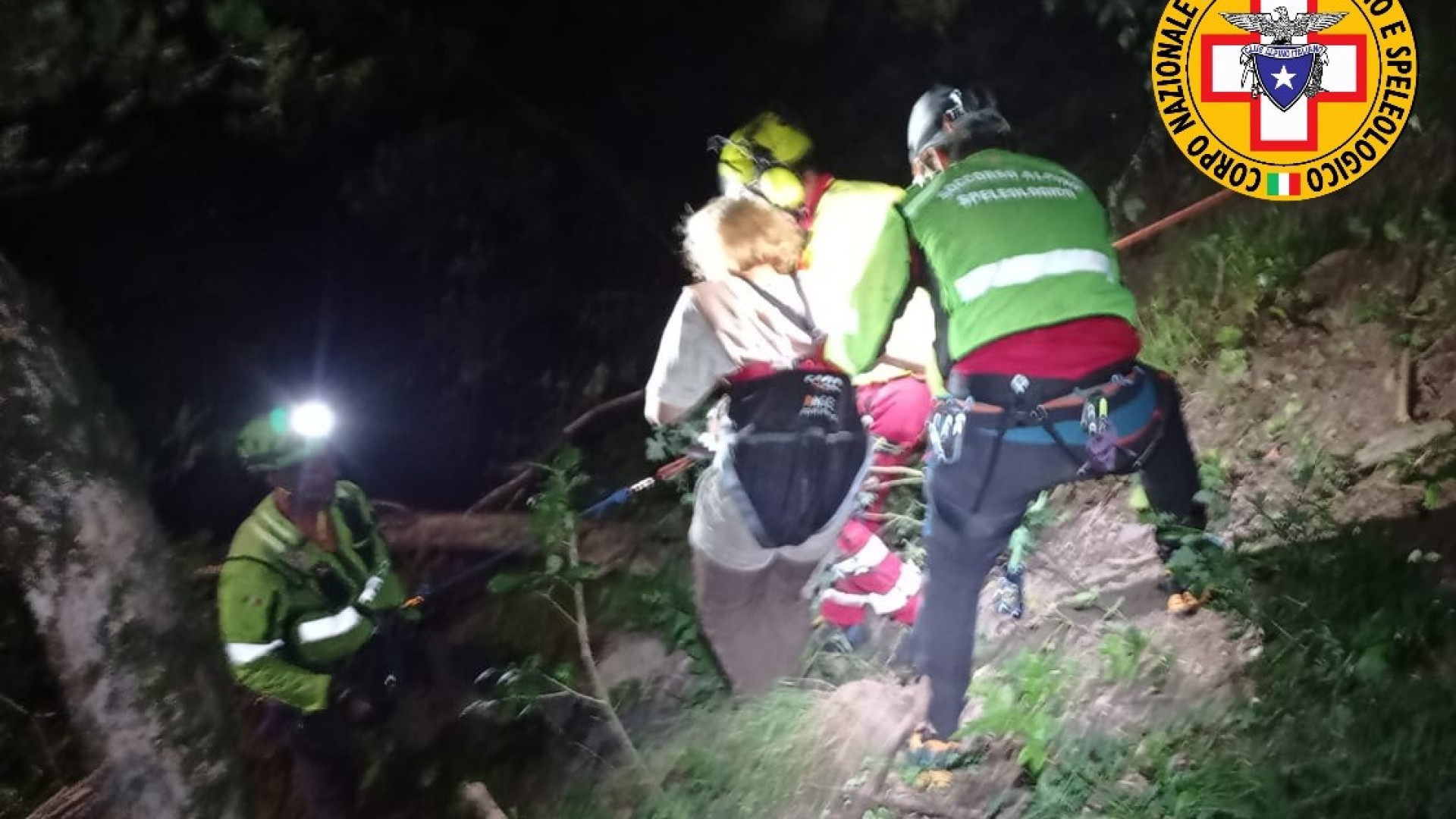 Dispersi nei boschi della Val Trebbia, salvati nella notte due settantenni