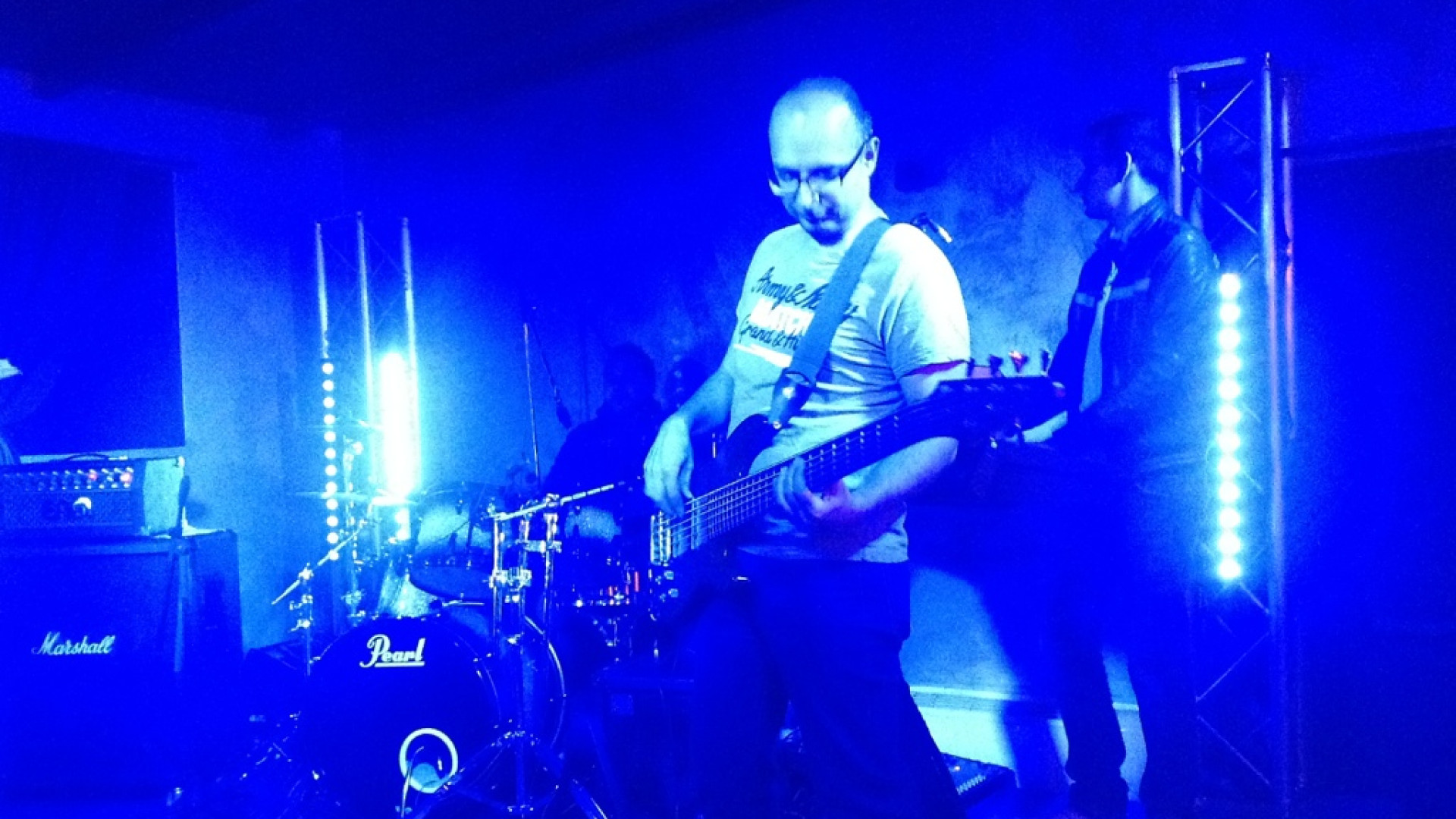 Piacenza di no(t)te, stasera in onda la musica metal, rap e le cover