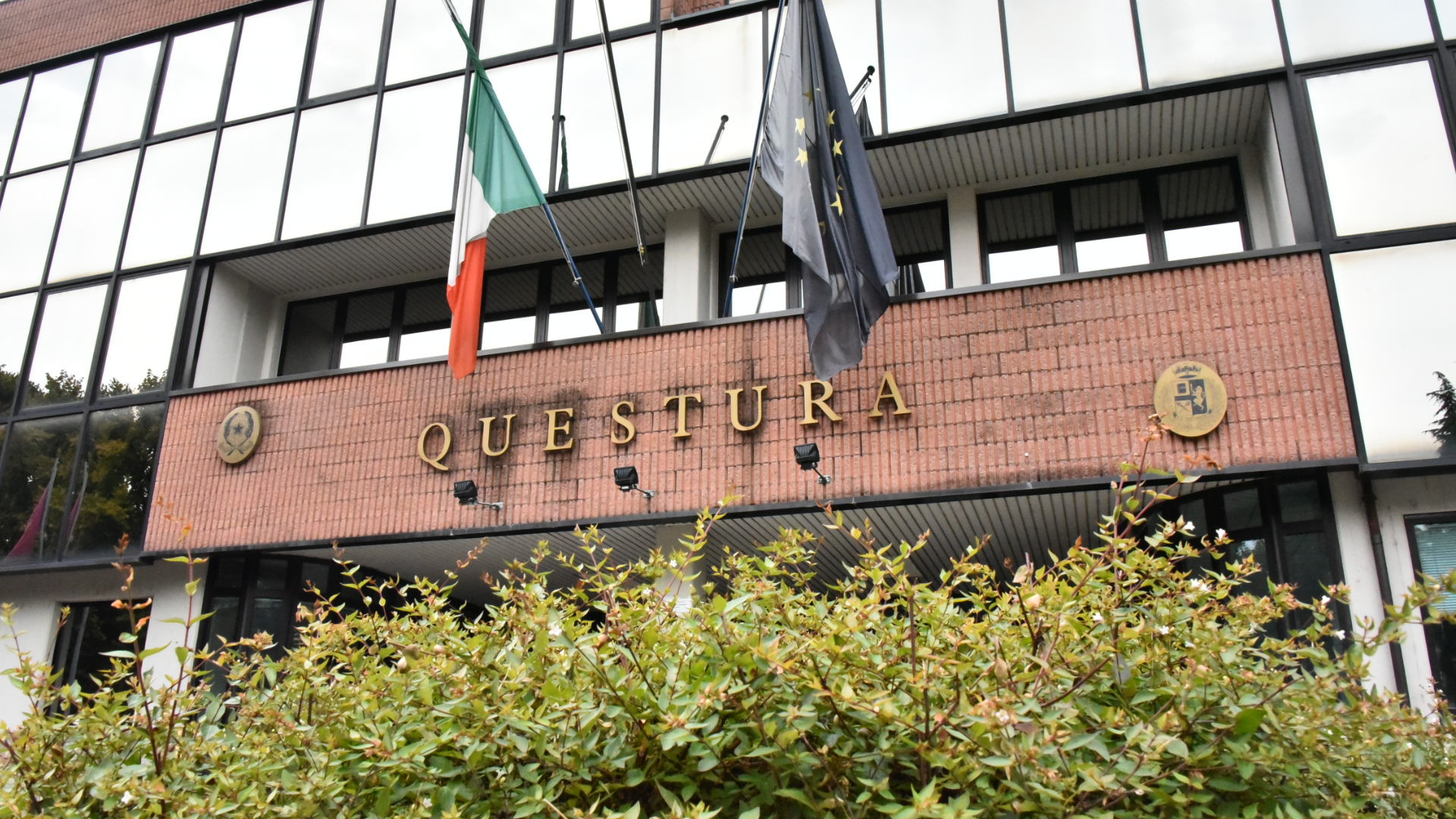 Regolarizzare il permesso di soggiorno, i chiarimenti della questura
