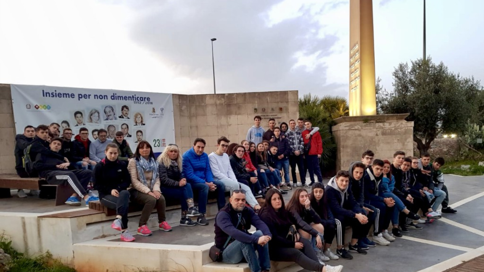 Studenti del Tramello in visita a Capaci, ponte culturale in luoghi simbolo