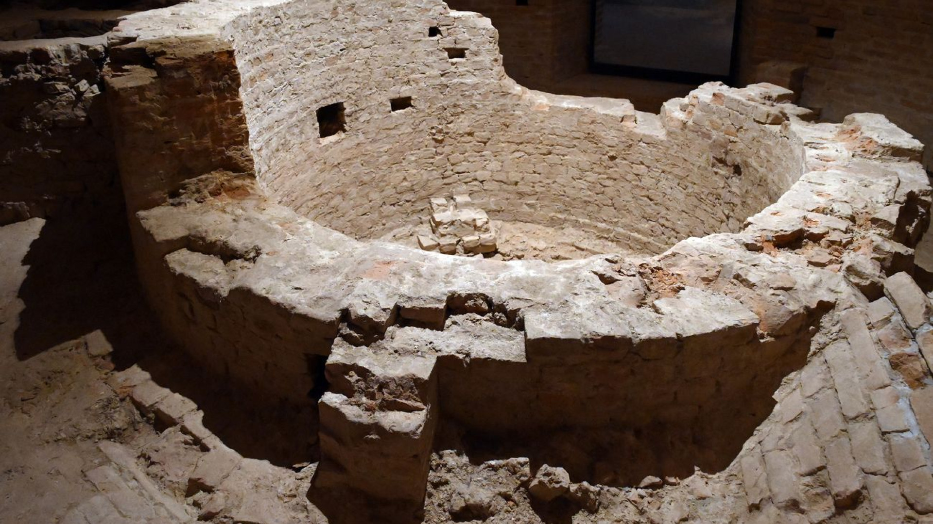 Dalla vasca del duca alle scale a chiocciola: in arrivo "Farnese segreto"