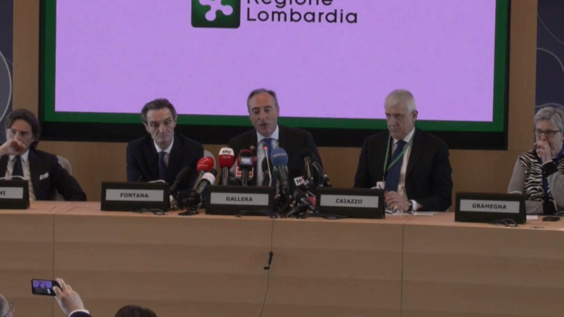 Coronavirus: sei persone positive. La Regione Lombardia ai cittadini di Codogno, Castiglione d’Adda e Casale: “Restate a casa”