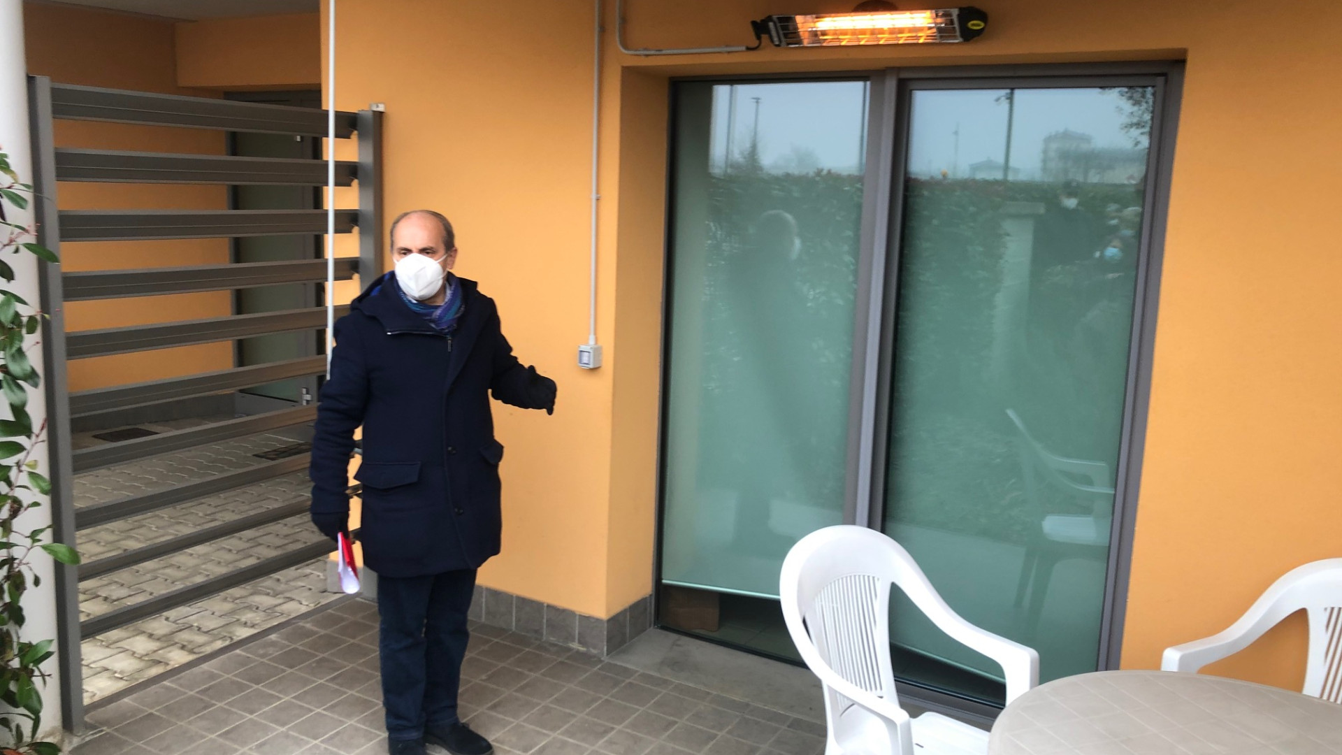 Hospice di Piacenza, ecco le lampade riscaldanti per gli incontri con i pazienti