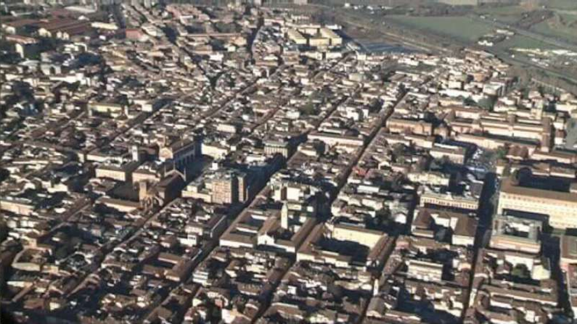 Affitti: troppe tasse, a Piacenza 100 metri quadrati rendono meno