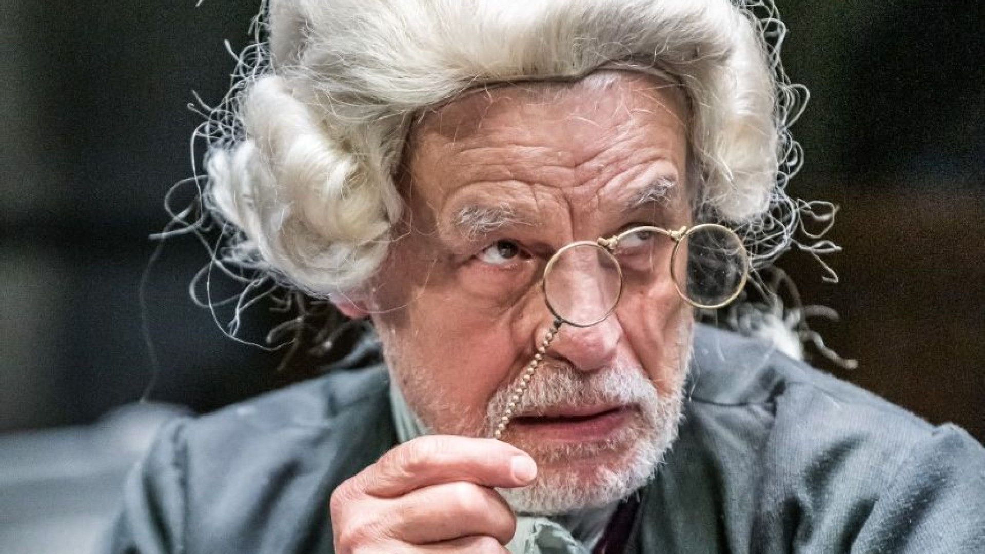 Al Verdi di Fiorenzuola in scena Michele Placido con la “Bottega del caffè”